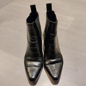 Zara Patterned Leather Chelsea Boots